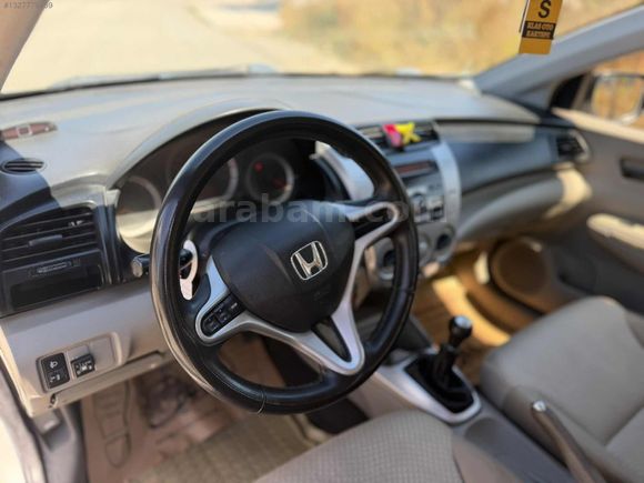 HONDA CİTY 1.4 LS 140 BİN KM