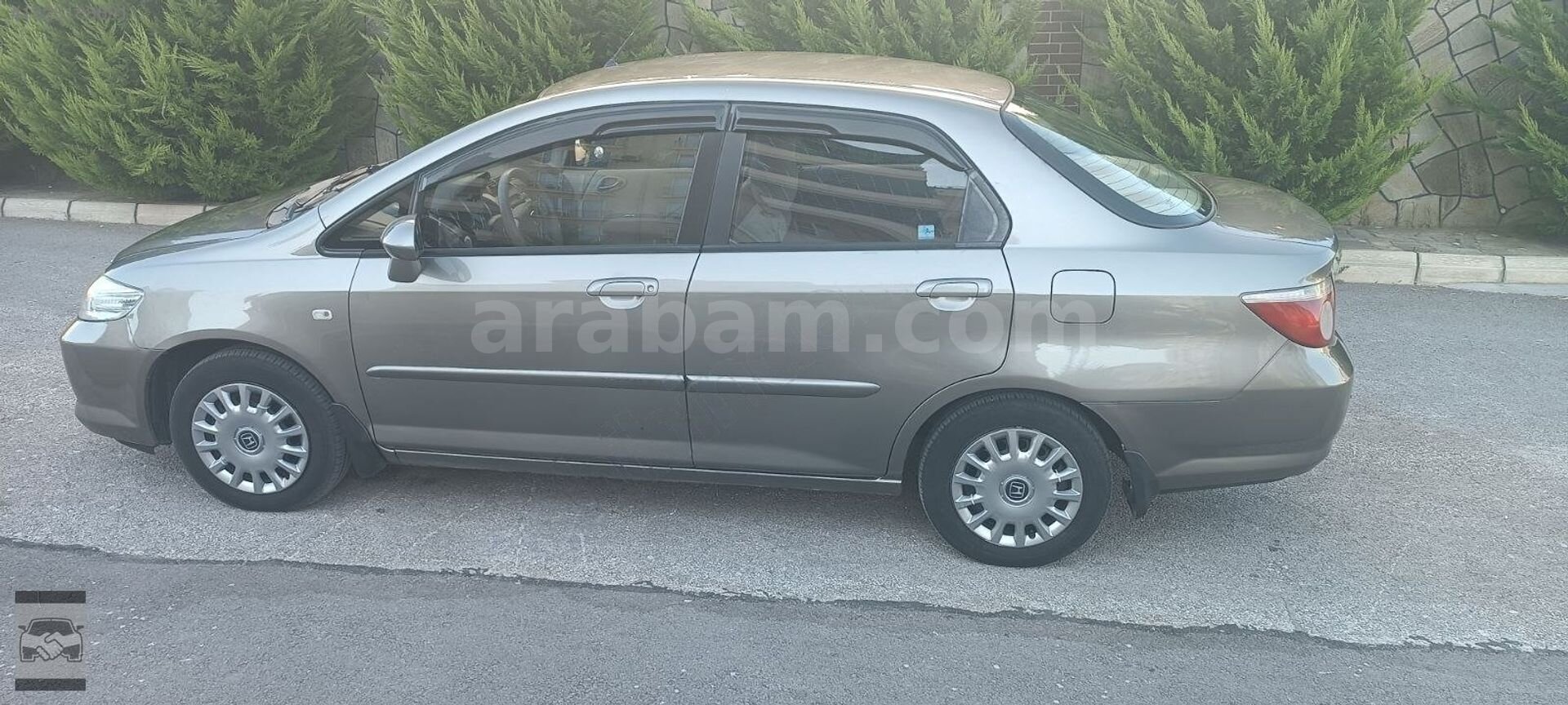 Galeriden Honda City 1.4 Comfort 2008 Model Bursa 193.000 km Gri 4