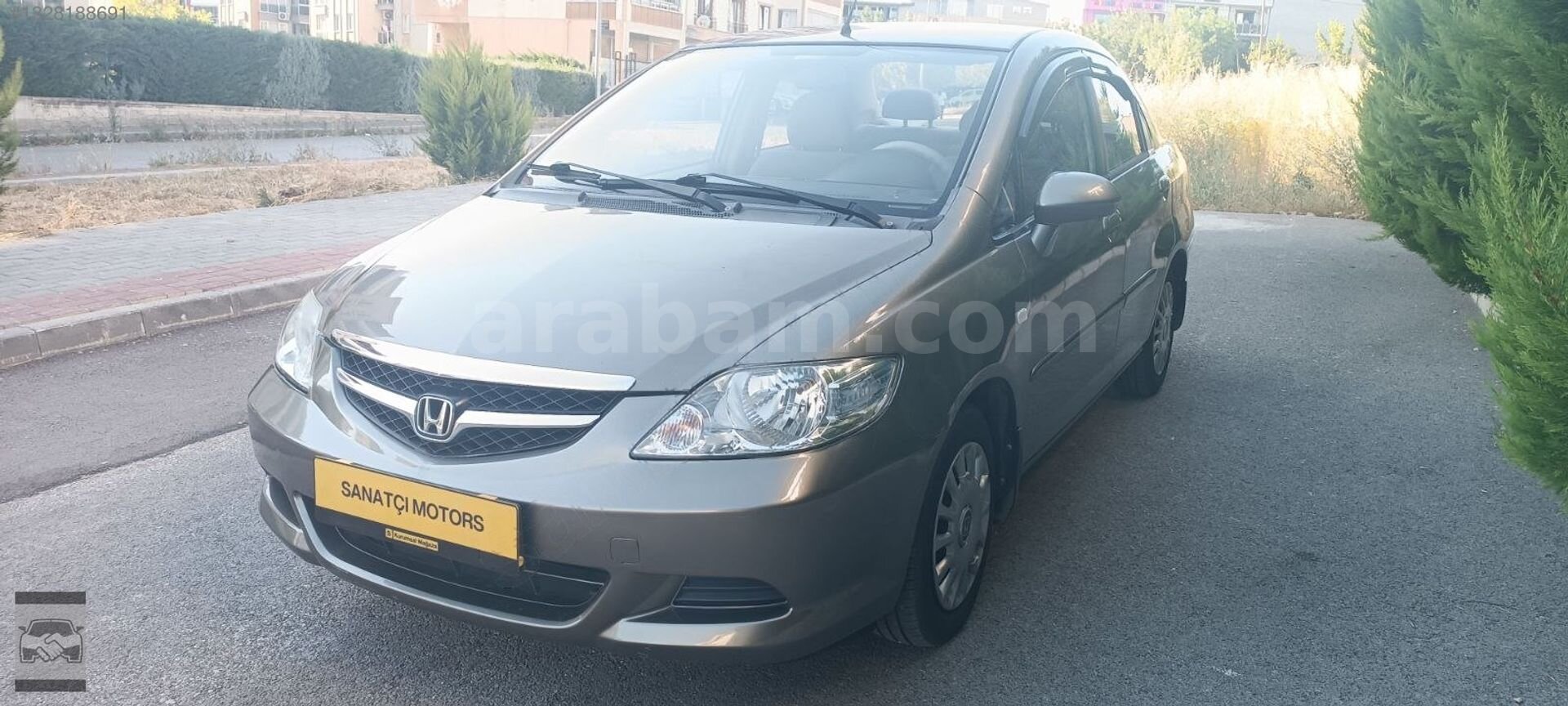 Galeriden Honda City 1.4 Comfort 2008 Model Bursa 193.000 km Gri 2