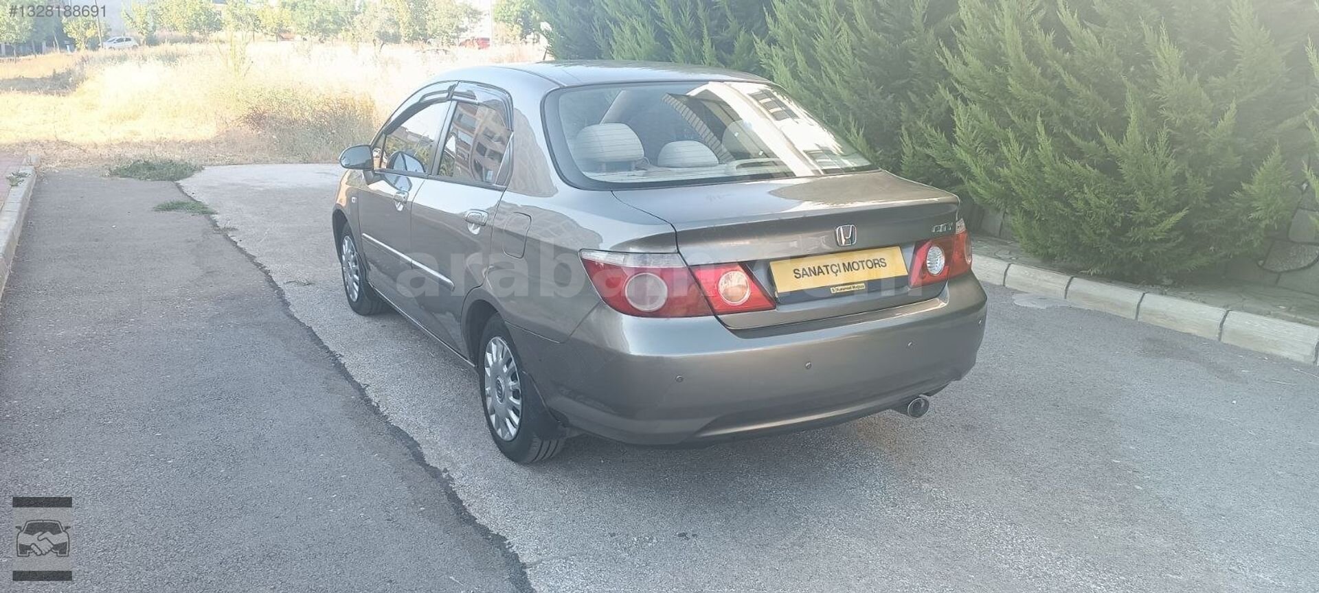 Galeriden Honda City 1.4 Comfort 2008 Model Bursa 193.000 km Gri 5