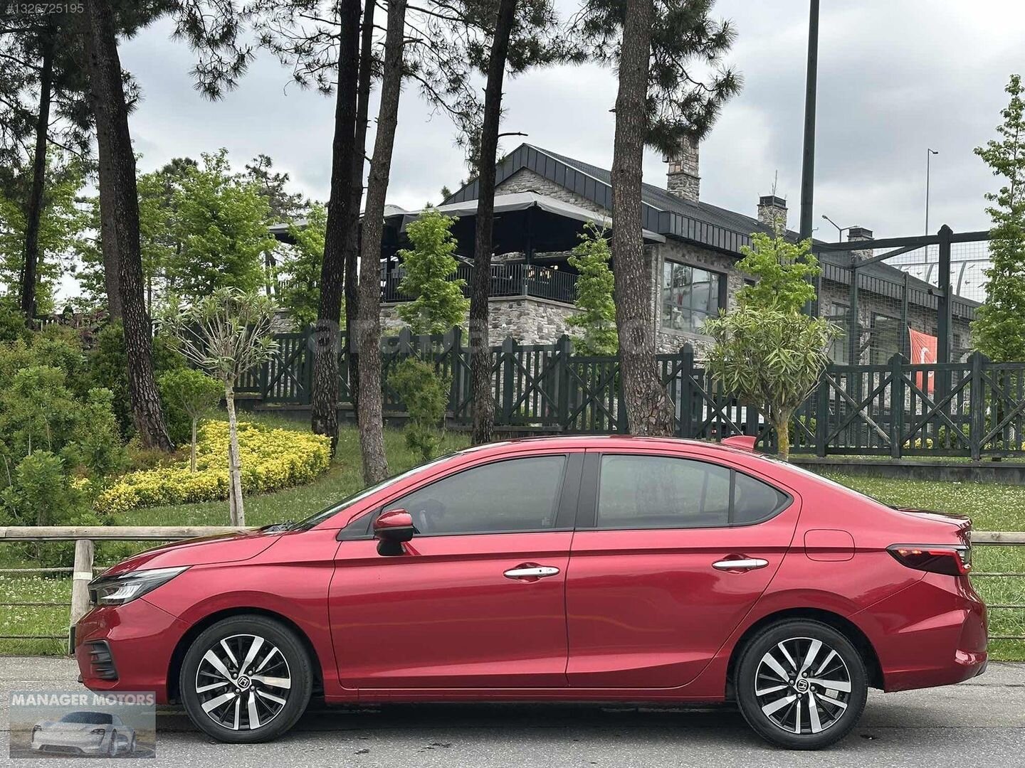Galeriden Honda City 1.5 i-VTEC Executive 2021 Model İstanbul 79.500 km Bordo 4