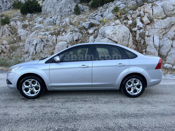 Sahibinden Ford Focus 1.6 Ti-VCT Collection 2011 Model 