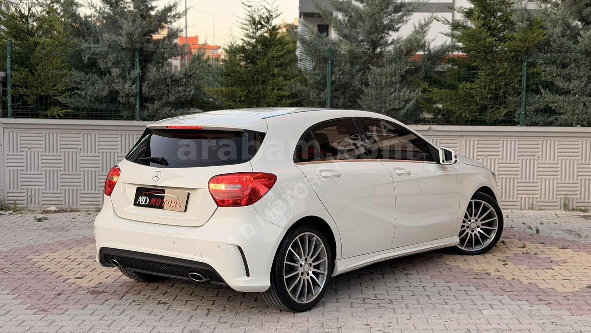 Galeriden Mercedes - Benz A 180 AMG Sport 2013 Model Konya 106.000 km Beyaz 7