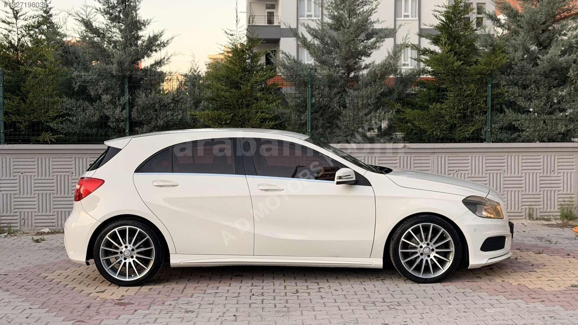 Galeriden Mercedes - Benz A 180 AMG Sport 2013 Model Konya 106.000 km Beyaz 5