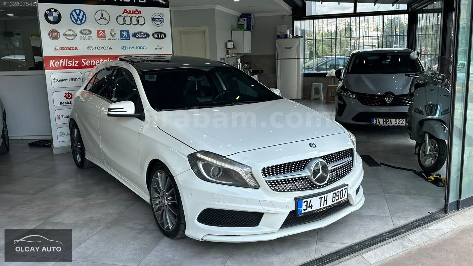 Galeriden Mercedes - Benz A 180 AMG Sport 2014 Model İstanbul 153.000 km Beyaz 2