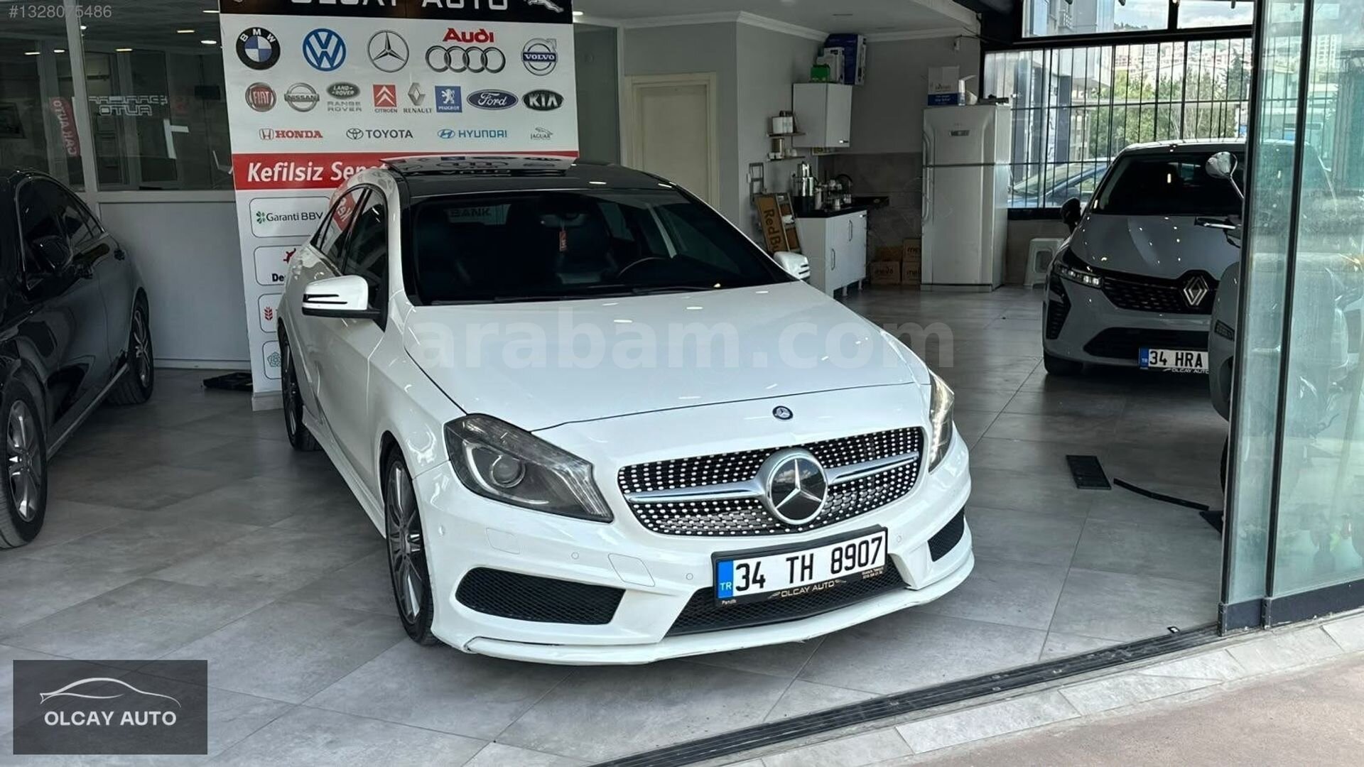 Galeriden Mercedes - Benz A 180 AMG Sport 2014 Model İstanbul 153.000 km Beyaz 1