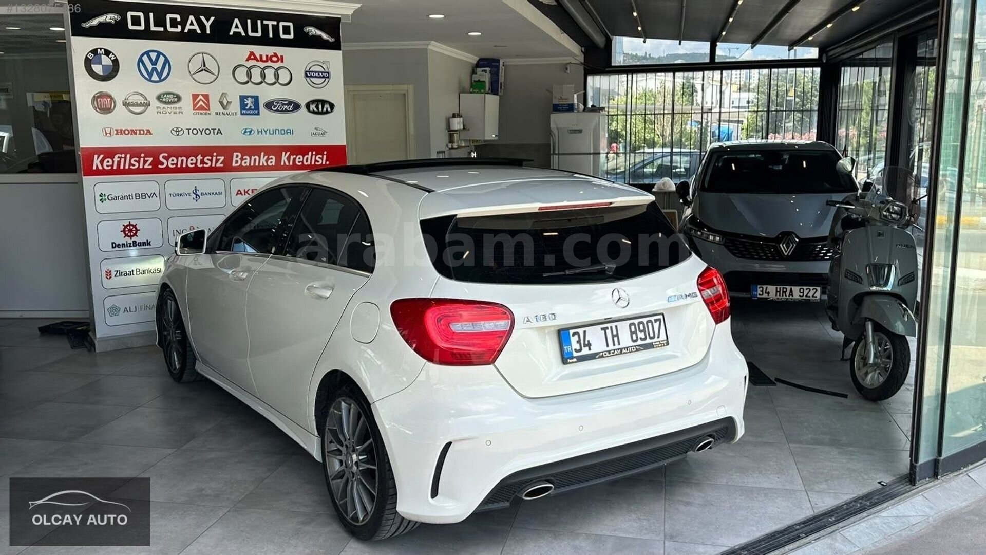 Galeriden Mercedes - Benz A 180 AMG Sport 2014 Model İstanbul 153.000 km Beyaz 6