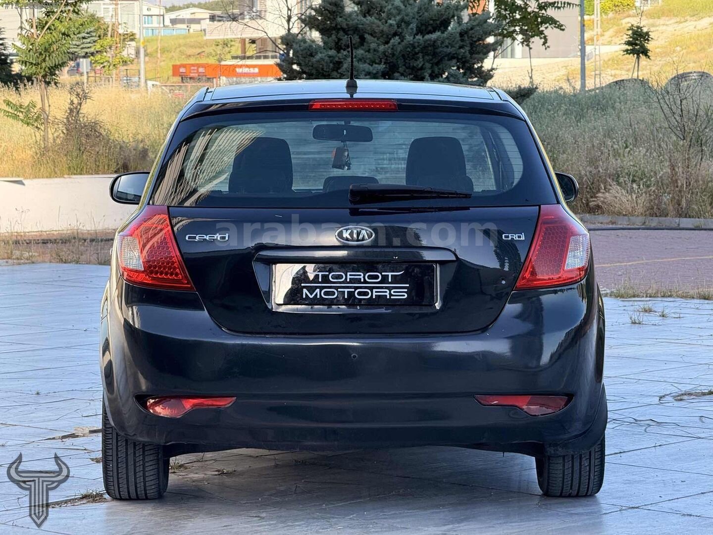Galeriden Kia Ceed 1.6 CRDi Concept 2011 Model Ankara 340.000 km Siyah 5