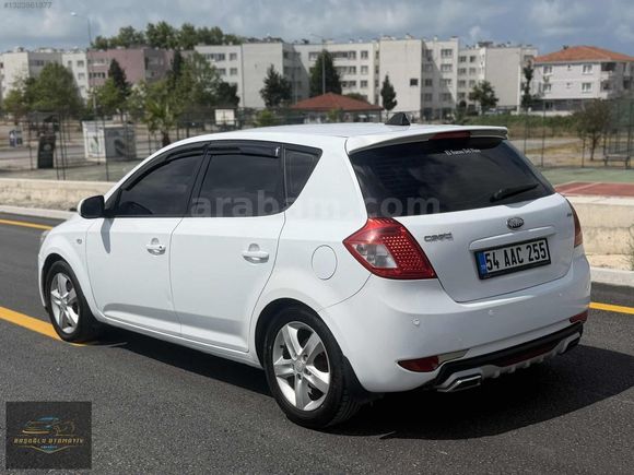 2011 MODEL DEĞİŞENSİZ TEK PARÇA BOYALI KİA CEED