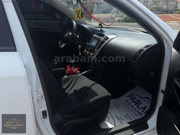 2011 MODEL DEĞİŞENSİZ TEK PARÇA BOYALI KİA CEED