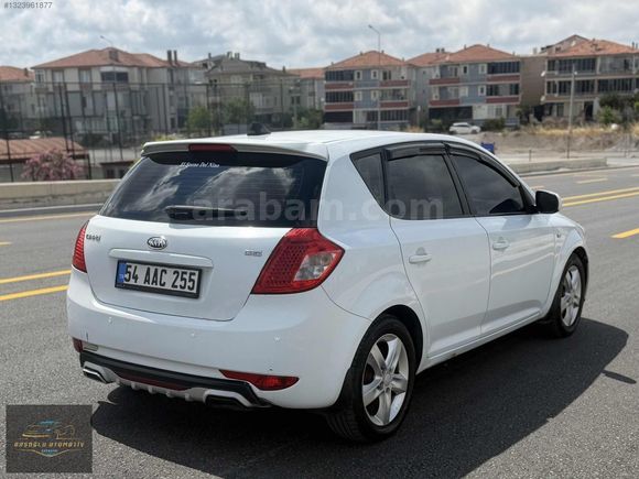 2011 MODEL DEĞİŞENSİZ TEK PARÇA BOYALI KİA CEED