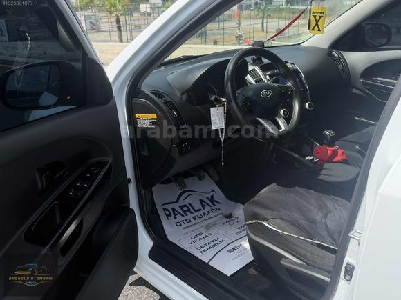 2011 MODEL DEĞİŞENSİZ TEK PARÇA BOYALI KİA CEED