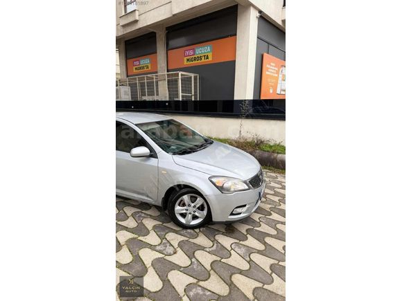 KİA/CEED/CAMGİBİ/TAKASLI/MASRAFSIZ/UYGUNFİYAT