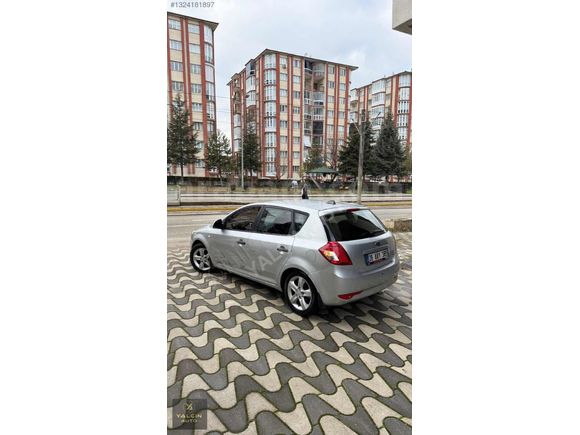 KİA/CEED/CAMGİBİ/TAKASLI/MASRAFSIZ/UYGUNFİYAT