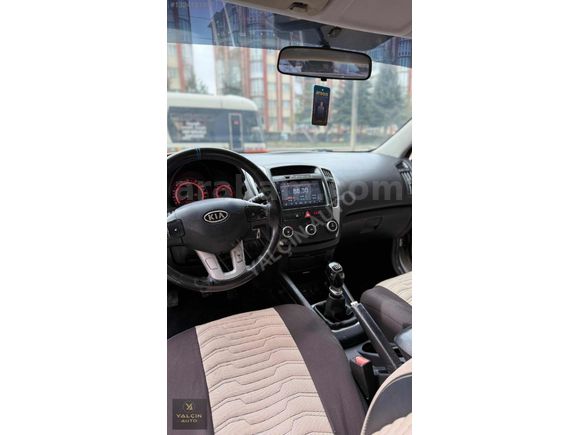 KİA/CEED/CAMGİBİ/TAKASLI/MASRAFSIZ/UYGUNFİYAT