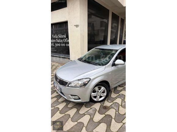 KİA/CEED/CAMGİBİ/TAKASLI/MASRAFSIZ/UYGUNFİYAT