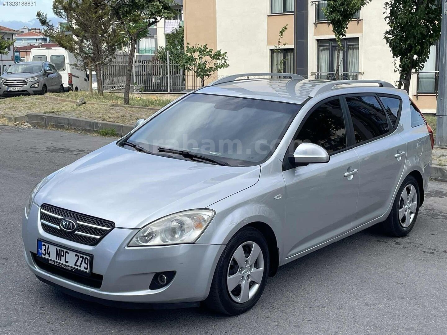 Galeriden Kia Ceed 1.6 CRDi Motion SW 2009 Model İstanbul 244.000 km Gri 1