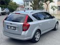 2009 KUSURSUZ TEMİZLİKTE 1.6 CRDİ KİA CEED SW