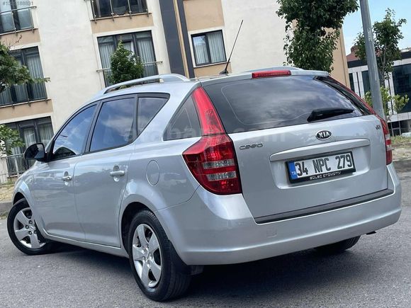 2009 KUSURSUZ TEMİZLİKTE 1.6 CRDİ KİA CEED SW