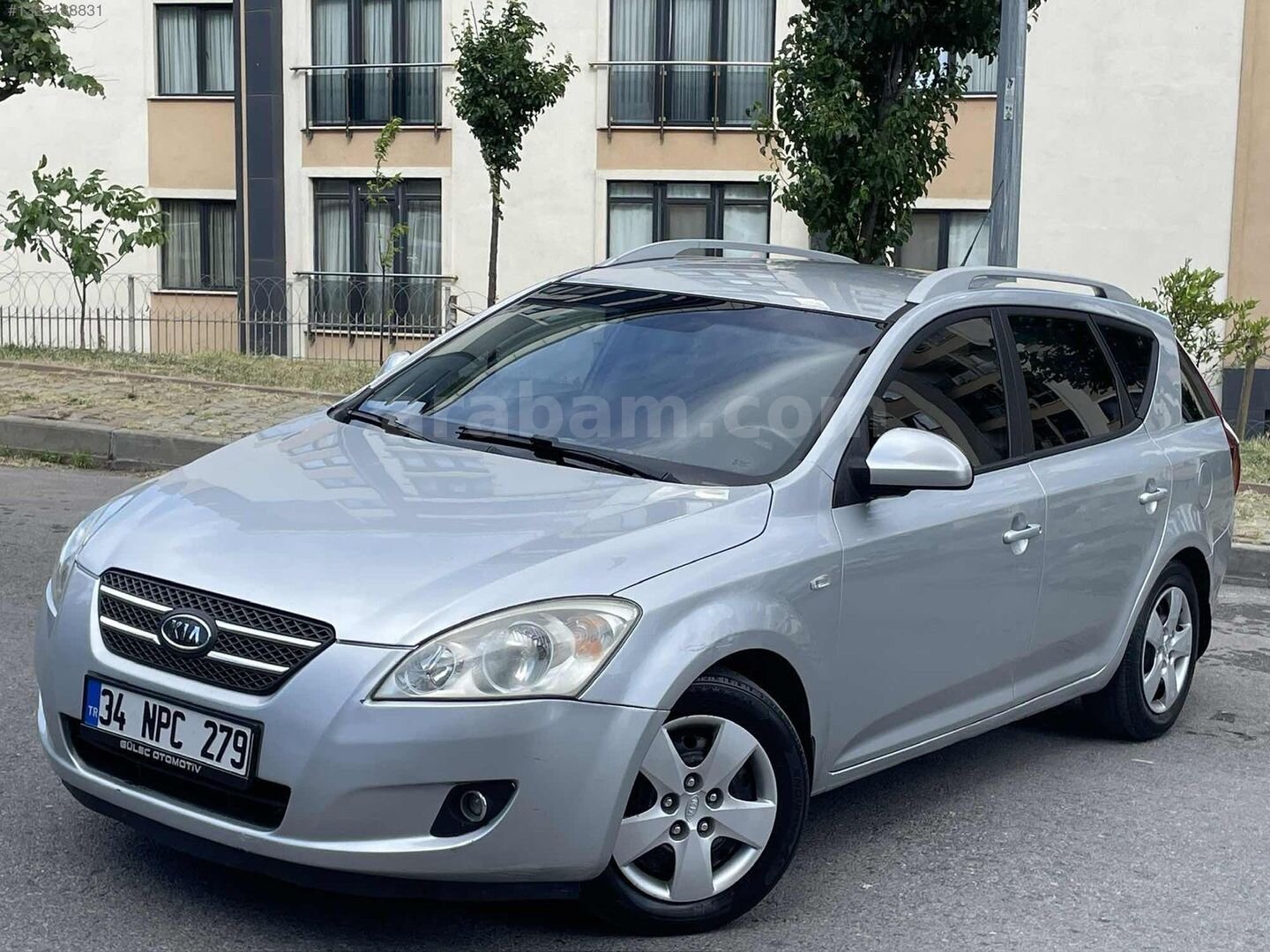 Galeriden Kia Ceed 1.6 CRDi Motion SW 2009 Model İstanbul 244.000 km Gri 2