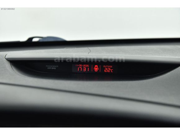 KUZEN AUTO KİA CEED 1.6 CRDİ DİZEL OTOMATİK