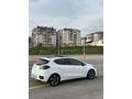 DEĞİŞENSİZ DİZEL OTOMATİK KİA CEED CAM TAVANLI