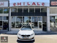 ..HİLAL OTO GALERİ'DEN.. HASAR KAYITSIZ ORJİNAL FULL KİA CEED