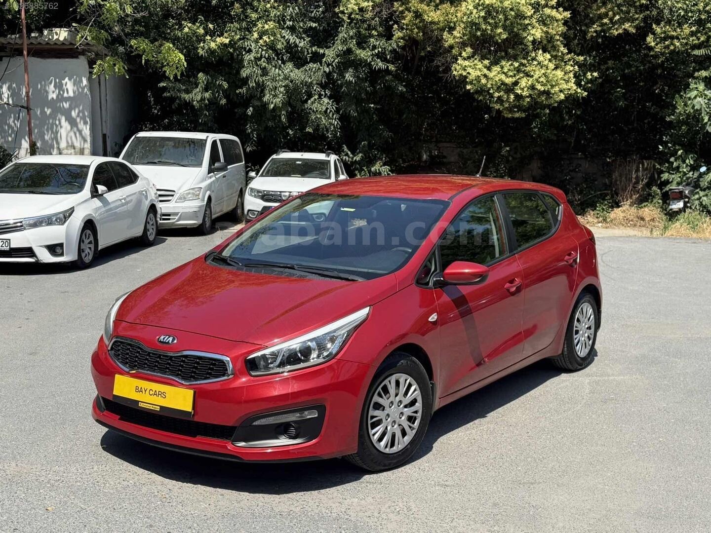 Galeriden Kia Ceed 1.4 Live 2017 Model İstanbul 68.000 km Kırmızı 5