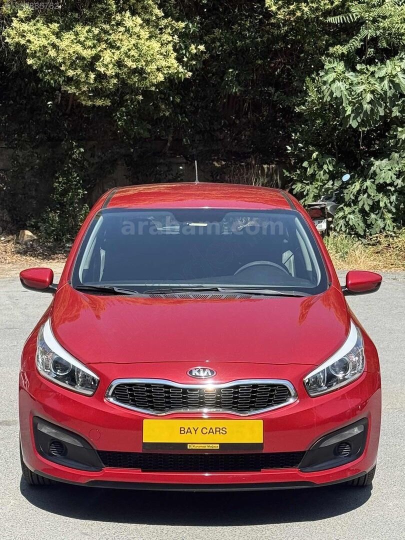 Galeriden Kia Ceed 1.4 Live 2017 Model İstanbul 68.000 km Kırmızı 1