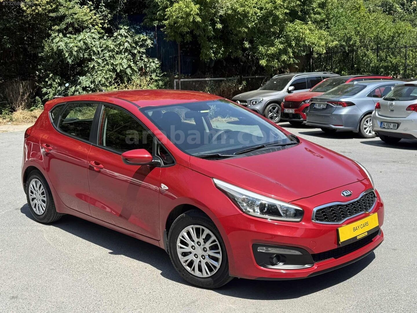 Galeriden Kia Ceed 1.4 Live 2017 Model İstanbul 68.000 km Kırmızı 4