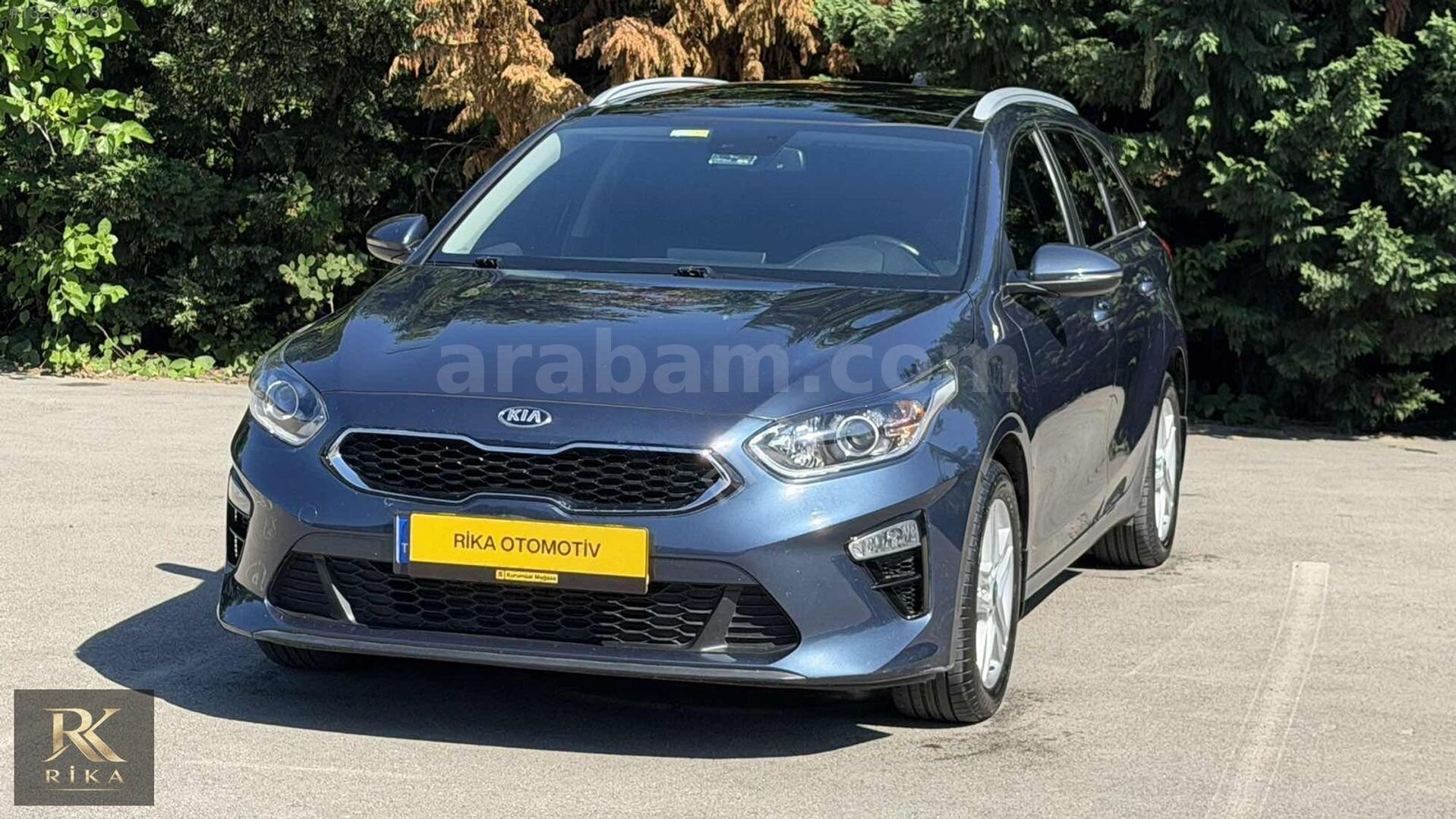 Galeriden Kia Ceed 1.6 CRDi Prestige SW 2020 Model İstanbul 76.200 km Gri 1