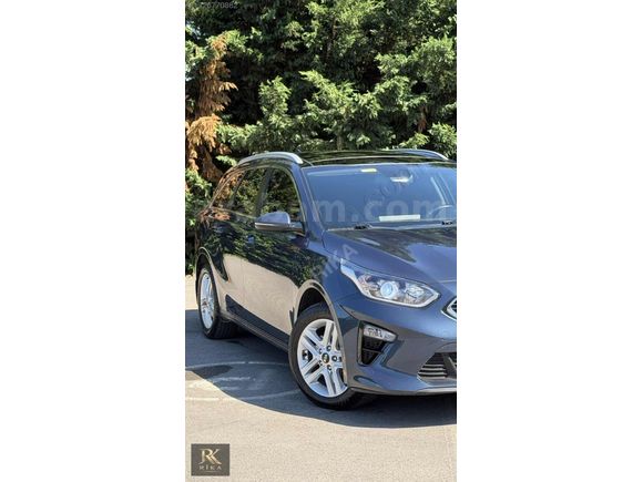 SADECE 72000 km İLK SAHİBİNDEN HATASIZ SERVİS BAKIMLI