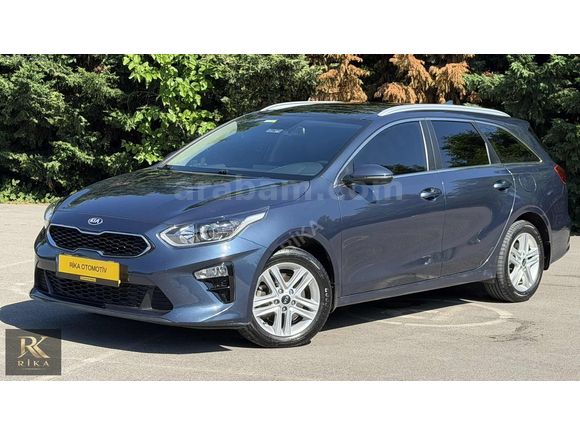 SADECE 72000 km İLK SAHİBİNDEN HATASIZ SERVİS BAKIMLI
