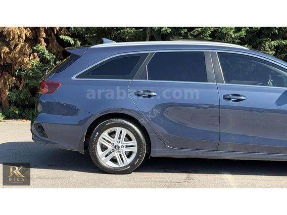 SADECE 72000 km İLK SAHİBİNDEN HATASIZ SERVİS BAKIMLI
