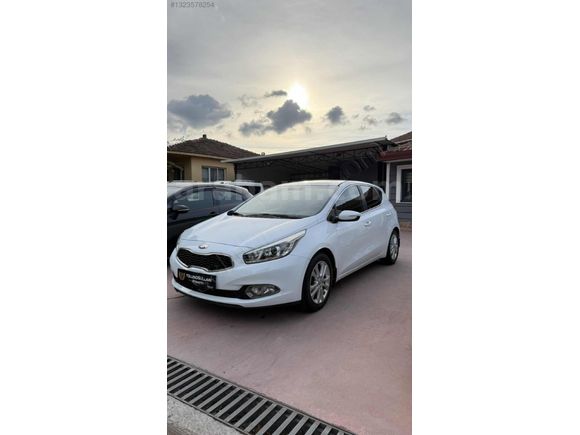 KİA CEED 1.6 CRDİ OTOMATİK 2013 K.K 12 TAKSİT VE KREDİ