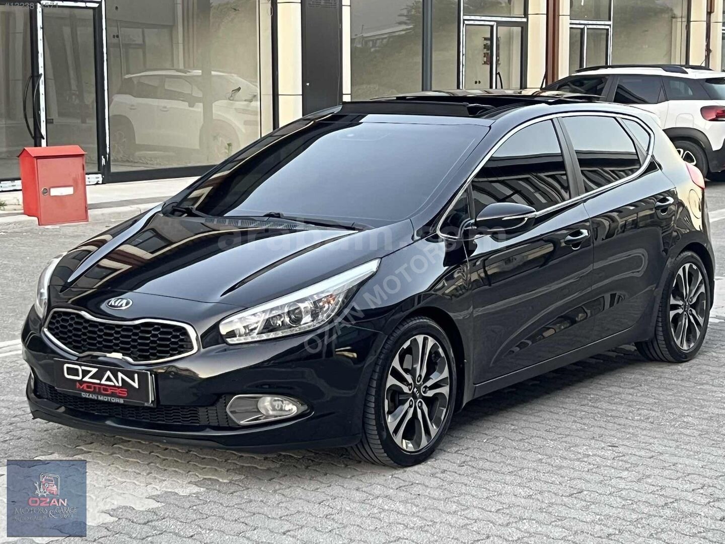 Galeriden Kia Ceed 1.6 CRDi Premium 2014 Model Düzce 260.000 km Siyah 4