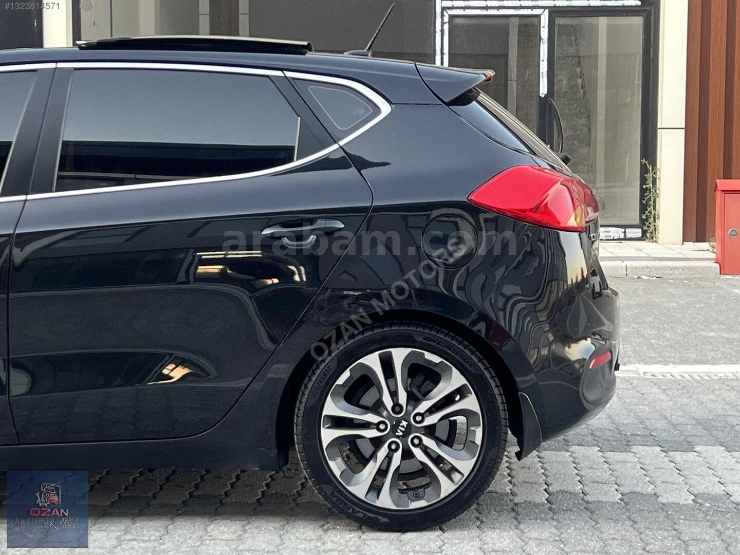 Galeriden Kia Ceed 1.6 CRDi Premium 2014 Model Düzce 260.000 km Siyah 7
