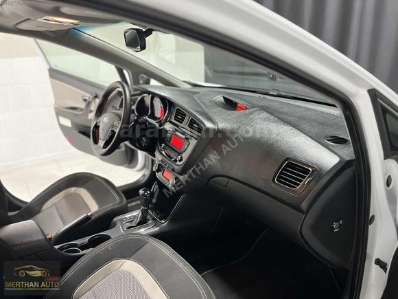 KİA CEED 1.6 CRDİ 2012 TERTEMİZ K.K 12 AY TAKSİT İMKANI