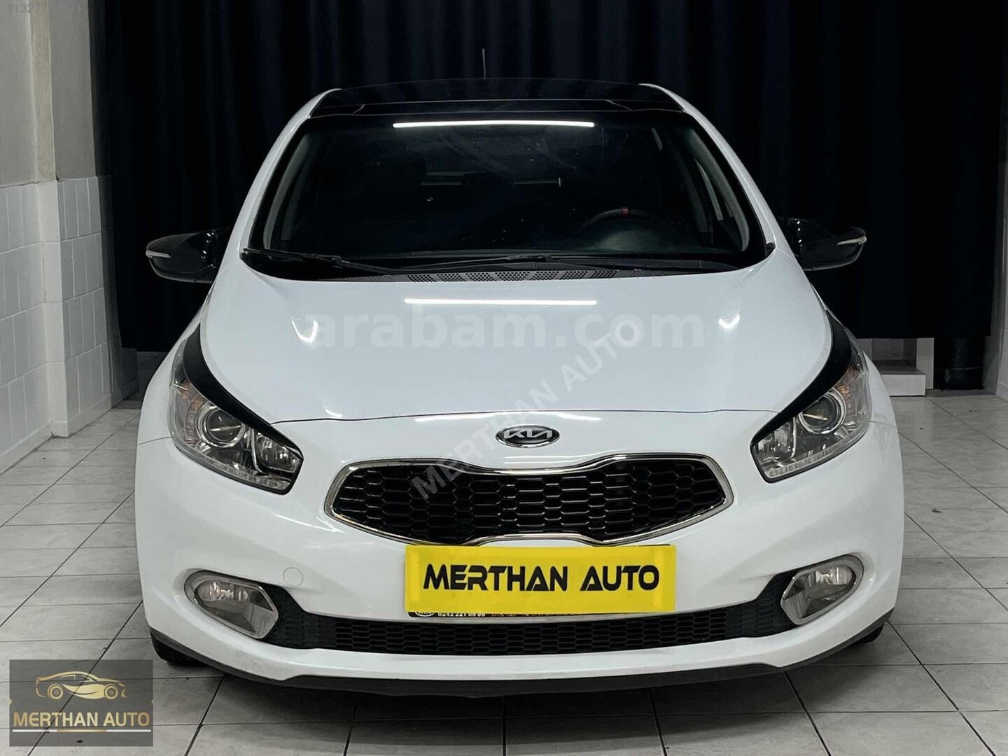 Galeriden Kia Ceed 1.6 CRDi Concept Plus 2012 Model Antalya 189.500 km Beyaz 2