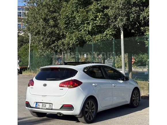 2013 KİA CEED 155.000KM OTOMATİK CAM TAVAN