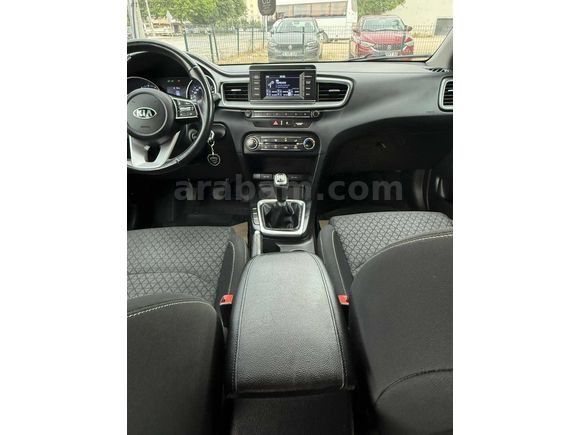 MKP OTOMOTİVDEN KİA CEED(ilk sahibinden)