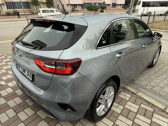 MKP OTOMOTİVDEN KİA CEED(ilk sahibinden)