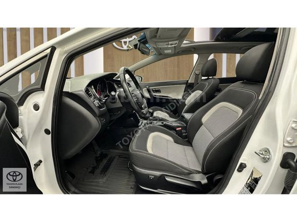 TOYOTA SANDIKÇI__ 2015 Ceed1.6 CRDi Concept Plus 128 HP