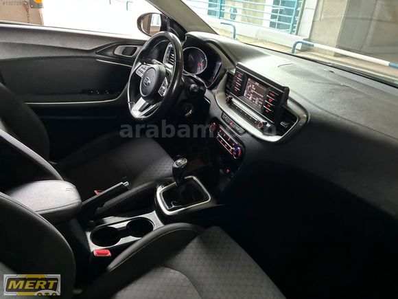 2020 KİA CEED 1.4 COOL 123.000 KM TEMİZ BAKIMLI