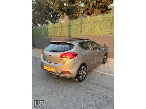 DÜŞÜK KM/HASARSIZ/CAM TAVAN/KİA CEED