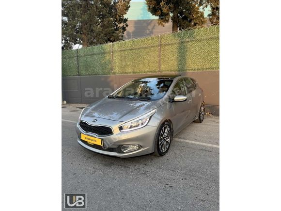 DÜŞÜK KM/HASARSIZ/CAM TAVAN/KİA CEED