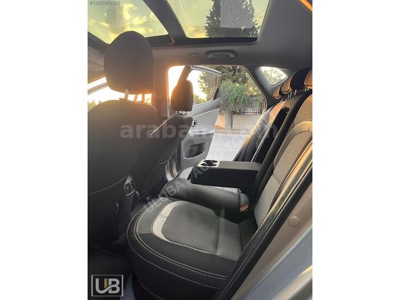 DÜŞÜK KM/HASARSIZ/CAM TAVAN/KİA CEED