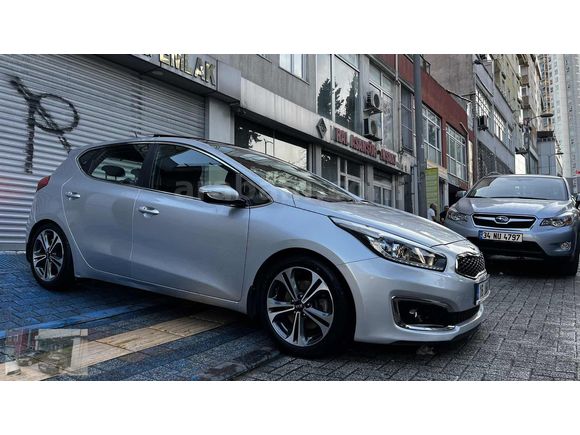 2018 ÇIKIŞLI CAM TAVANLI ORJİNAL 107 BİN KM DE 1.6 DİZEL 136 BG