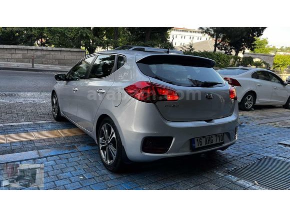 2018 ÇIKIŞLI CAM TAVANLI ORJİNAL 107 BİN KM DE 1.6 DİZEL 136 BG