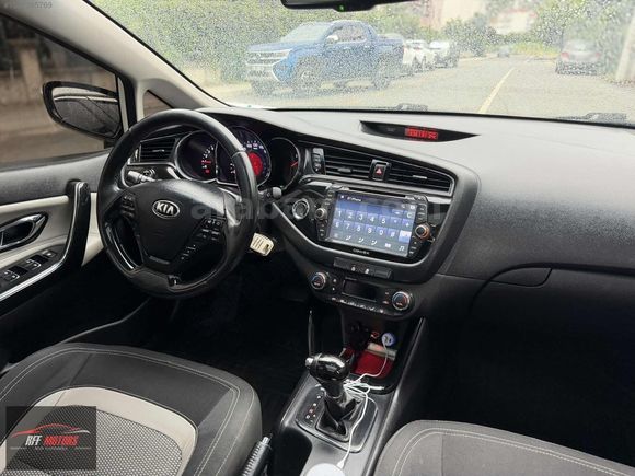 RFF MOTORSTAN 2015 KİA CEED 1.6 CRDİ CONCEPT PLUS CAMTVN HATASIZ